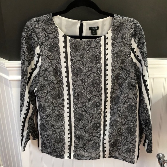 Lace pattern b/w blouse from J. Crew in size XS - Picture 3 of 5